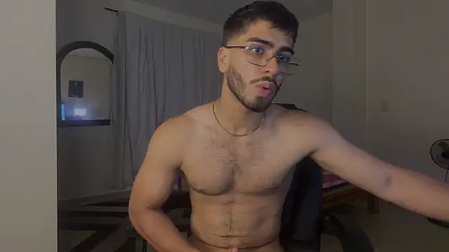 Franco banderas online show from 04-21-26, 04:30