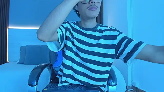 Antonio rowan online show from 12-03-25, 01:31