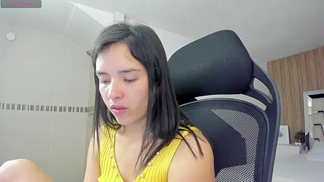 Cherrybombs  online show from 06-06-26, 01:05