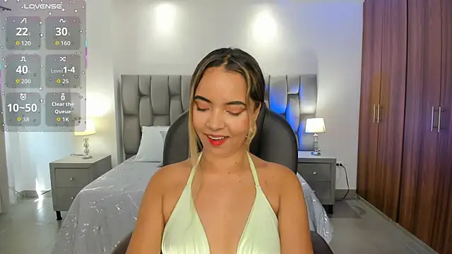 Snapshot of alana_martiins chatting on 03-30-26, 07:26 alana martiins online show from 03-30-26, 07:26