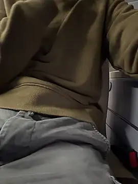 HKBOY0001 online show from 12-20-25, 04:14