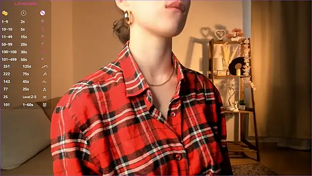 LachelleFrommer online show from 04-23-26, 01:07