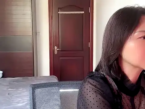 Snapshot of A-ZJunn chatting on 12-01-25, 06:40 A-ZJunn online show from 12-01-25, 06:40