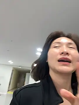 A-ZJunn online show from 02-21-26, 06:47