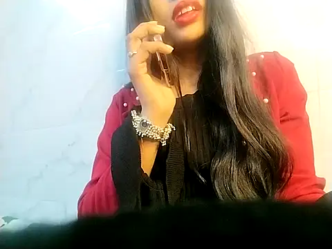 Snapshot of Parimodel19 chatting on 12-05-25, 06:59 Parimodel19 online show from 12-05-25, 06:59