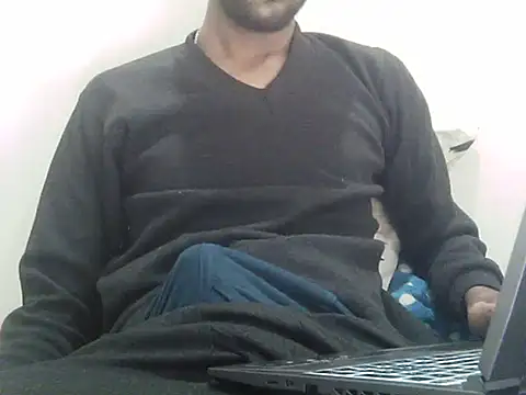 Snapshot of kalalund-up chatting on 12-05-25, 06:48 kalalund-up online show from 12-05-25, 06:48