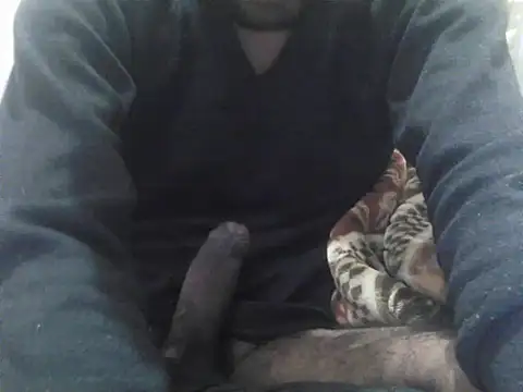 Snapshot of kalalund-up chatting on 12-14-25, 06:01 kalalund-up online show from 12-14-25, 06:01