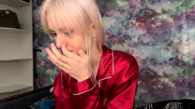 Snapshot of CelenFomes chatting on 03-06-26, 07:05 CelenFomes online show from 03-06-26, 07:05