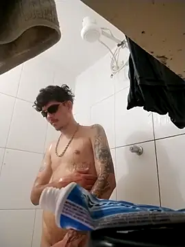 Lucasmk777 online show from 12-17-25, 12:00