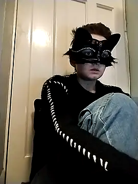 Amy01112 online show from 02-25-26, 10:19