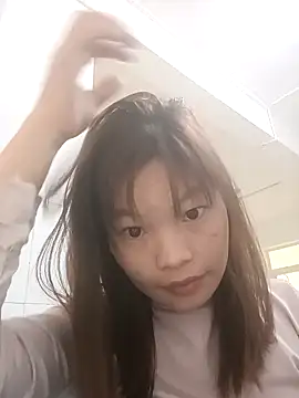 Snapshot of See-through22 chatting on 12-16-25, 02:49 See-through22 online show from 12-16-25, 02:49