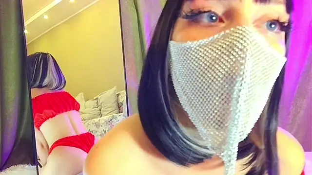 Snapshot of LunaNyan chatting on 12-04-25, 06:01 LunaNyan online show from 12-04-25, 06:01