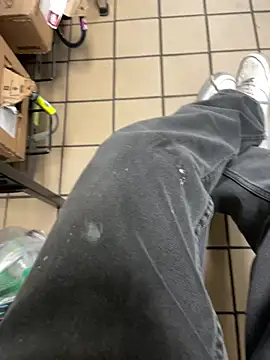 Snapshot of serg1io chatting on 01-19-26, 05:00 serg1io online show from 01-19-26, 05:00