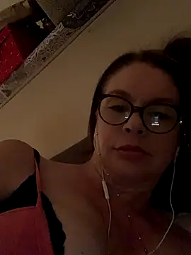 Snapshot of CherryCe chatting on 11-30-25, 09:52 CherryCe online show from 11-30-25, 09:52