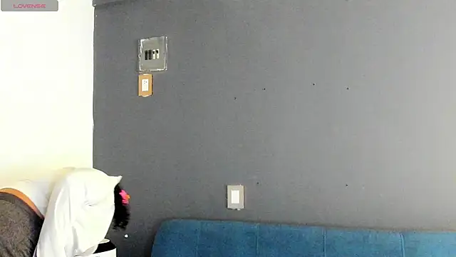 Snapshot of Malenaheaven chatting on 12-14-25, 07:29 Malenaheaven online show from 12-14-25, 07:29