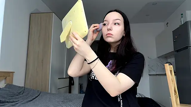 Snapshot of WhiteNoiseJoy chatting on 12-03-25, 06:21 WhiteNoiseJoy online show from 12-03-25, 06:21