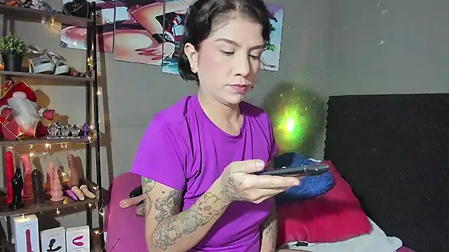 Shadia Squirt online show from 10-21-25, 02:45