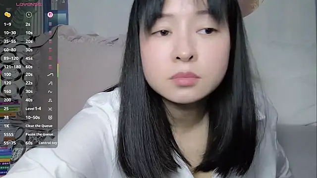 Snapshot of Cheri99 chatting on 12-14-25, 01:38 Cheri99 online show from 12-14-25, 01:38