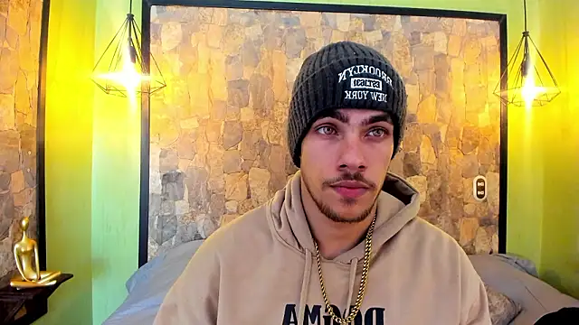 PatrickS25 online show from 02-03-26, 04:10