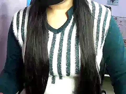 naughty-prachi online show from 12-17-25, 09:04