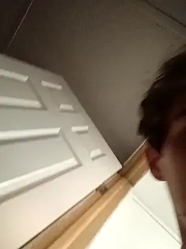 Snapshot of cmoneyyy021 chatting on 12-01-25, 06:29 cmoneyyy021 online show from 12-01-25, 06:29