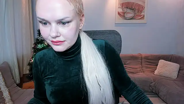 KamillaJei online show from 12-18-25, 06:41