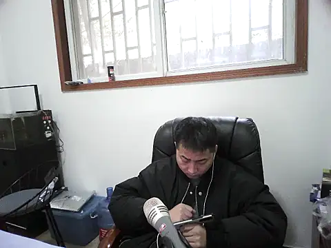 Snapshot of lz000254 chatting on 12-20-25, 05:58 lz000254 online show from 12-20-25, 05:58