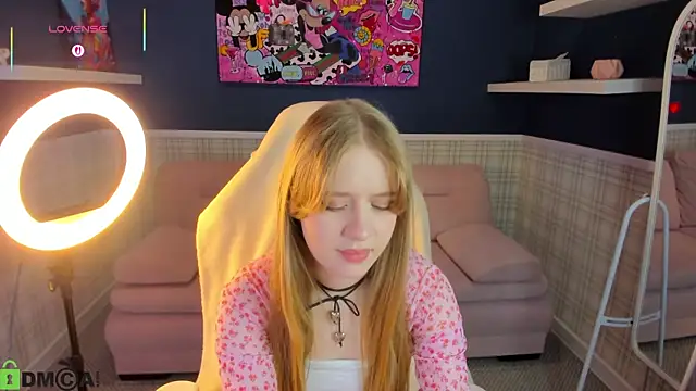 Victori Fox online show from 04-18-26, 11:49