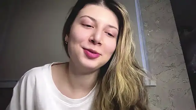 Snapshot of lunary_dr chatting on 12-02-25, 01:17 lunary dr online show from 12-02-25, 01:17