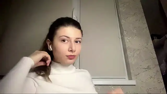 Snapshot of lunary_dr chatting on 12-04-25, 03:10 lunary dr online show from 12-04-25, 03:10