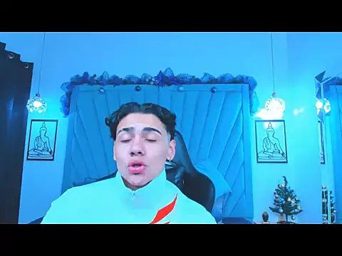 Snapshot of chris_de_la_fonde chatting on 12-05-25, 03:41 chris de la fonde online show from 12-05-25, 03:41