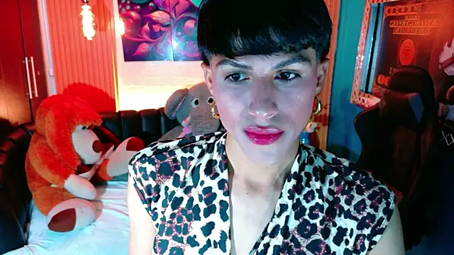 Snapshot of StormLuxX chatting on 05-03-26, 02:50 StormLuxX online show from 05-03-26, 02:50
