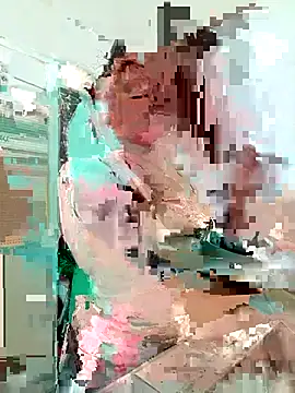 MisNicol online show from 12-15-25, 07:29