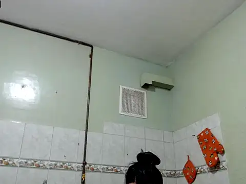 MisNicol online show from 02-25-26, 02:16