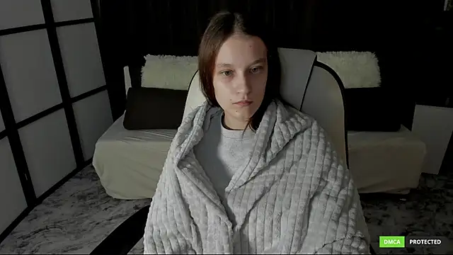 Snapshot of KrisDoeil chatting on 12-14-25, 02:06 KrisDoeil online show from 12-14-25, 02:06