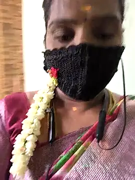 Snapshot of Tamil_Pallavi chatting on 06-11-26, 05:05 Tamil Pallavi online show from 06-11-26, 05:05