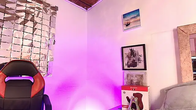 ElenaLauren online show from 04-25-26, 03:20