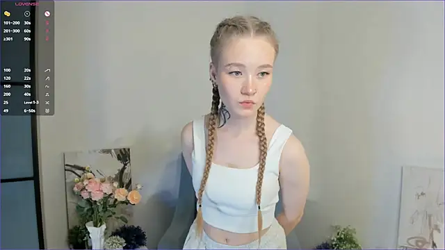 Snapshot of MaireLanda chatting on 01-11-26, 04:06 MaireLanda online show from 01-11-26, 04:06