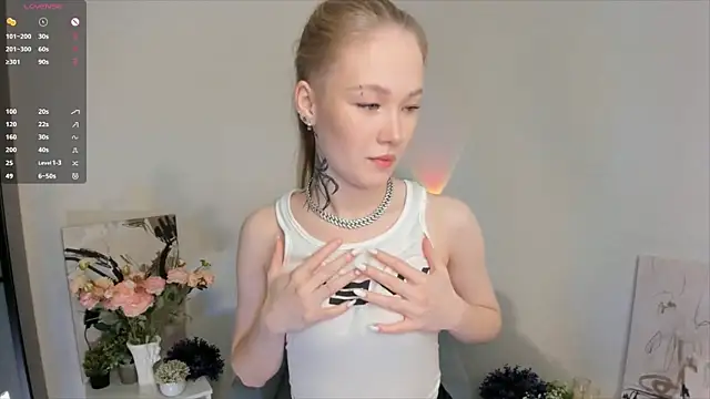 Snapshot of MaireLanda chatting on 02-15-26, 04:09 MaireLanda online show from 02-15-26, 04:09