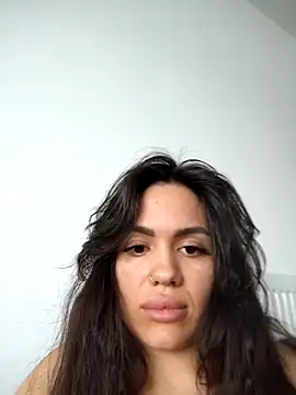 SiennaLuxexx online show from 04-08-26, 11:10