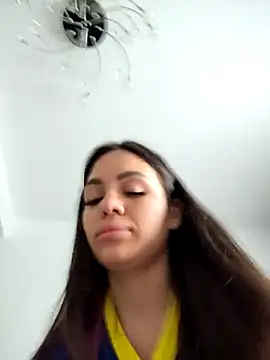 SiennaLuxexx online show from 04-28-26, 11:48