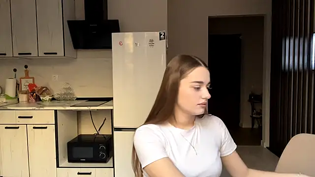 Snapshot of Adelle_Love chatting on 12-05-25, 08:45 Adelle Love online show from 12-05-25, 08:45