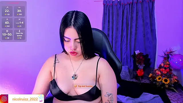 Nicolle Ruizz online show from 02-26-26, 10:36