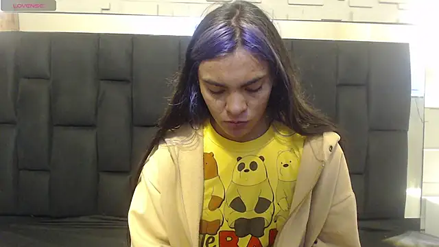 Snapshot of hanna13_ chatting on 12-05-25, 07:10 hanna13 online show from 12-05-25, 07:10