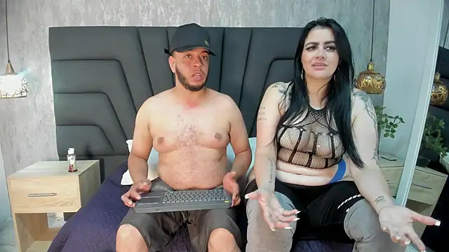 Snapshot of Spencer_LunaBigtits chatting on 12-03-25, 09:02 Spencer LunaBigtits online show from 12-03-25, 09:02