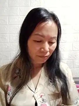 Lili-123k online show from 02-18-26, 04:52