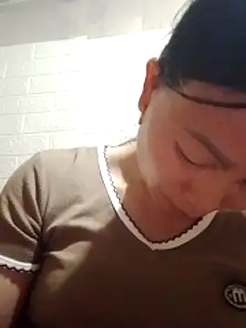 Lili-123k online show from 04-18-26, 07:58