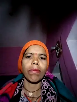 Snapshot of Chetna_sharma chatting on 12-13-25, 11:21 Chetna sharma online show from 12-13-25, 11:21