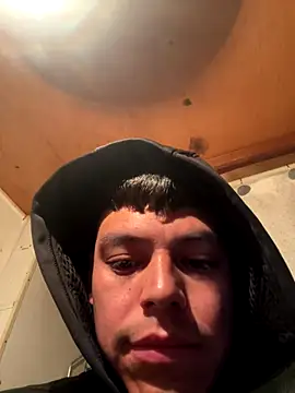 Snapshot of Imnotabatman45 chatting on 12-04-25, 12:36 Imnotabatman45 online show from 12-04-25, 12:36