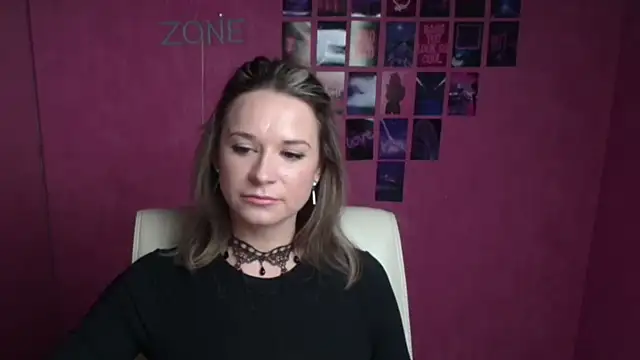 Melodie Aster online show from 03-04-26, 06:19